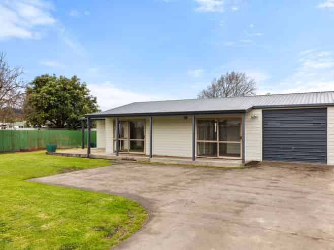 96A Lytton Road, Te Hapara