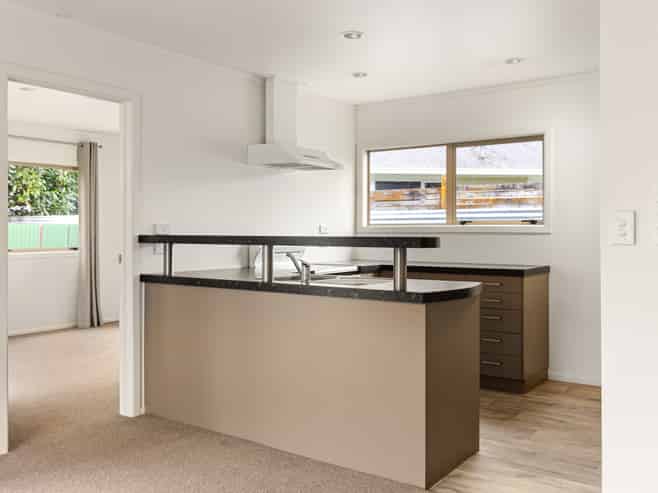 96A Lytton Road, Te Hapara