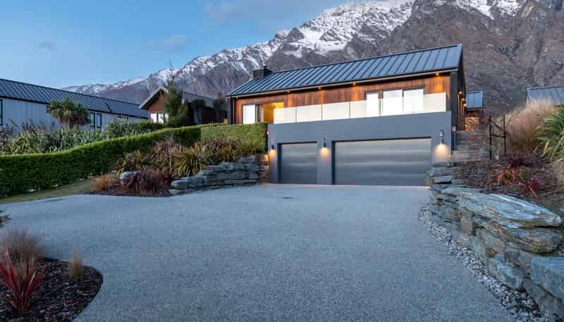 15 Ellesmere Avenue, Jacks Point