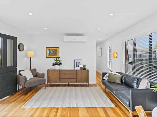 21 Wallace Road, Mangere Bridge