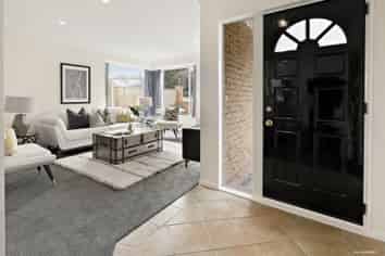 1/57 Whitford Road, Botany Downs