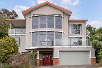 12 Bladon Terrace, Ngaio