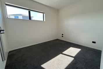 1/2 Donnell Avenue, Favona