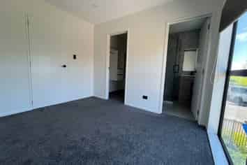 1/2 Donnell Avenue, Favona