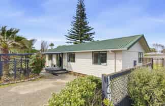 16B Karaka Street, Otaki Beach