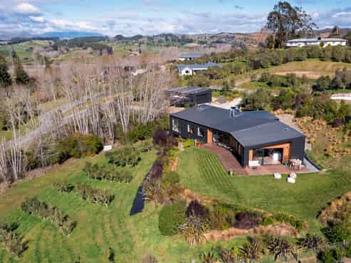129b Ridgeview Road, Redwood Valley