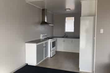 2/130 Kew Road, Kew