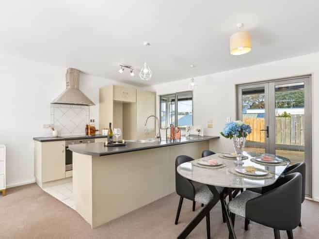 72 Kervil Avenue, Te Atatu Peninsula