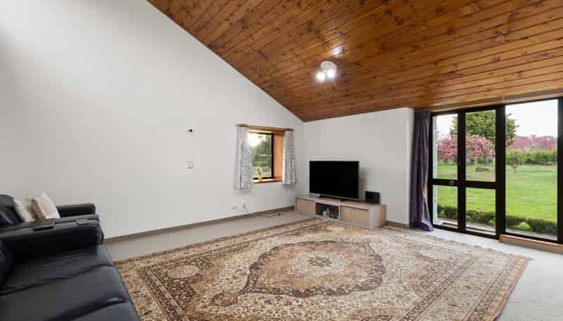 377A Telephone Road, Puketaha