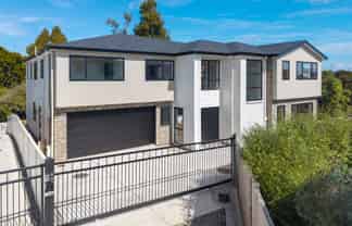 16 Hughs Way, Flat Bush