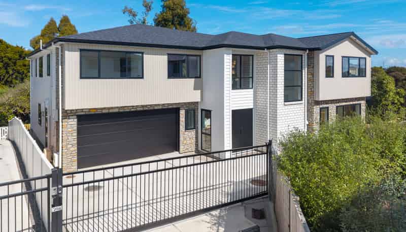 16 Hughs Way, Flat Bush