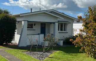 12 Holyrood Terrace, Waipukurau