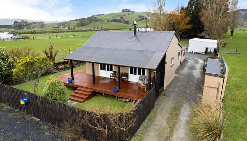 110 Back Road, Milton