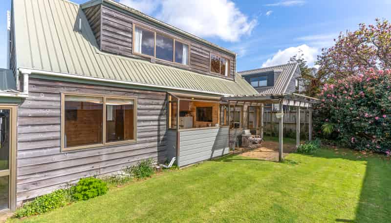 21a Fernleigh Avenue, Epsom