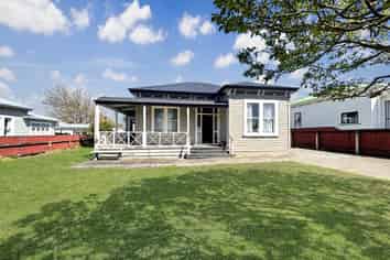 12 Grant Street, Dannevirke
