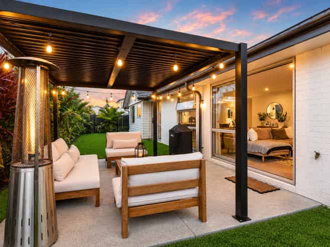 11 Biplane Street, Takanini