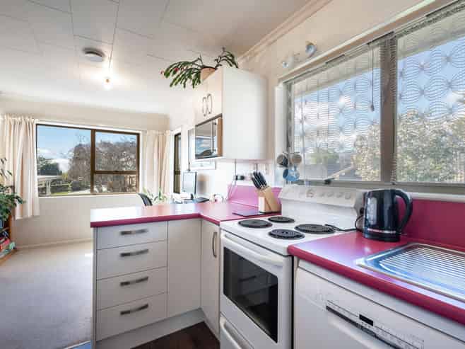 32 Wensley Road, Richmond