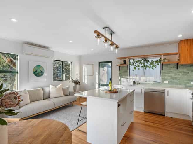 1/15 Simpson Road, Ranui