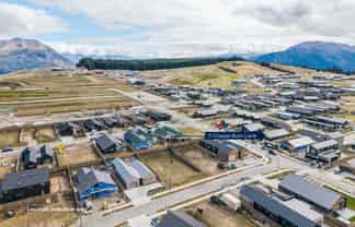 11 Craigie Burn Lane, Wanaka