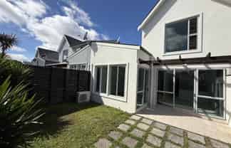 11E Clearwater Cove, West Harbour