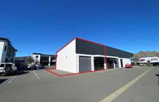 High Spec Commercial Unit - Stunning Location