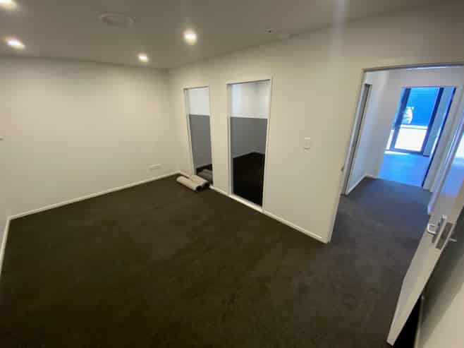 High Spec Commercial Unit - Stunning Location