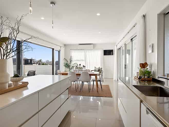 16 Links Drive, Waiwhakaiho