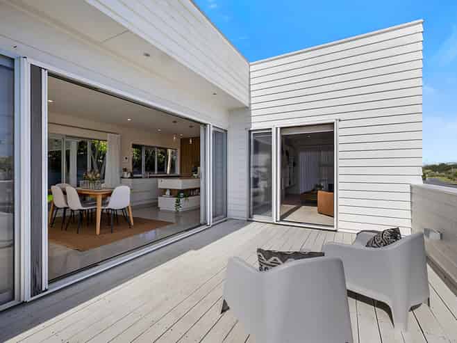 16 Links Drive, Waiwhakaiho