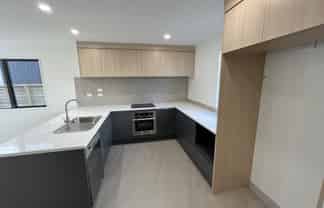 7/25 Manse Road, Pahurehure