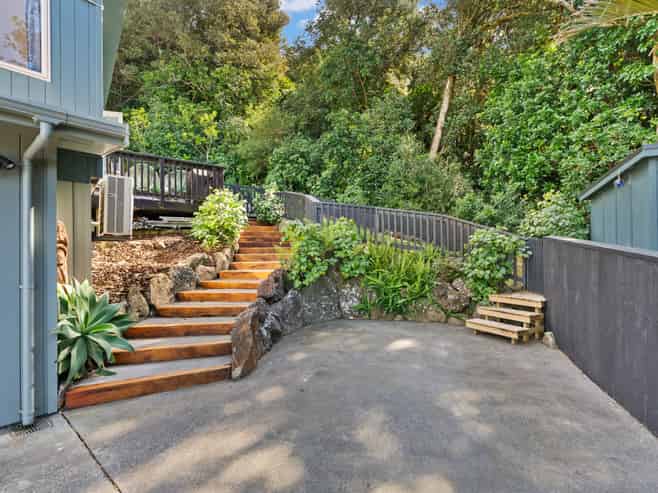 28 Magnolia Avenue, Kamo