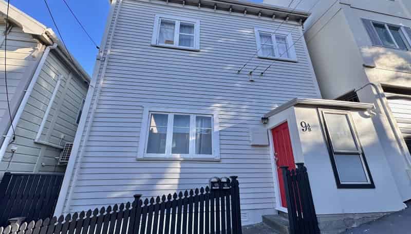 9B Douglas Street, Mount Cook