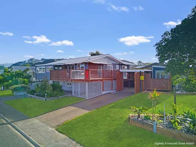 201 Chartwell Avenue, Whangamata