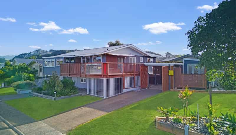 201 Chartwell Avenue, Whangamata