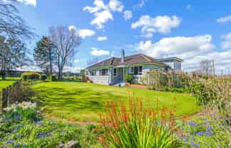 298 State Highway 1, Bulls