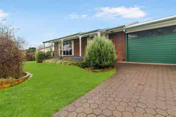 94 Treadwell Street, Springvale