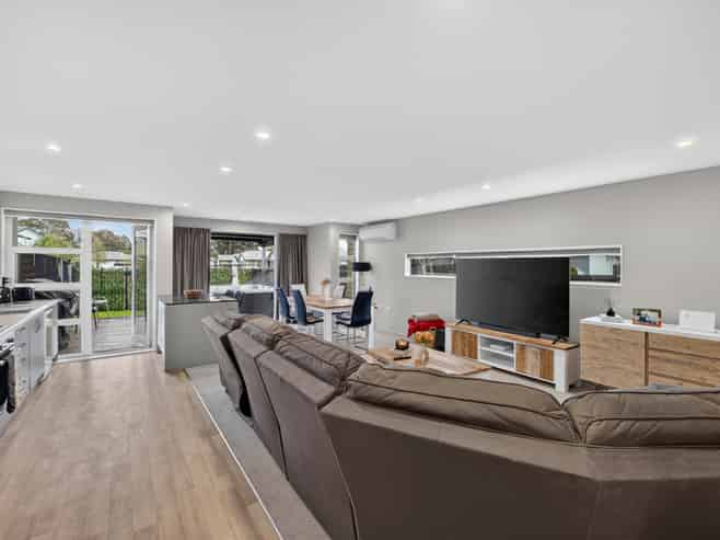 8 Fitzpatricks Lane, Linwood