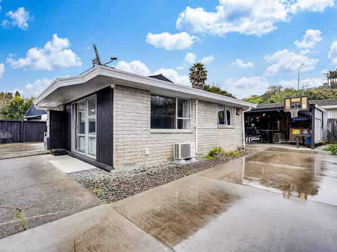 428A Kahikatea Drive, Dinsdale