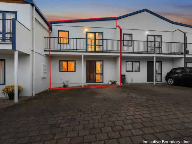 3/71 Fernhill Way, Oteha