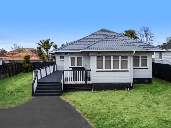 8B Frank Hewitt Street, Pukekohe