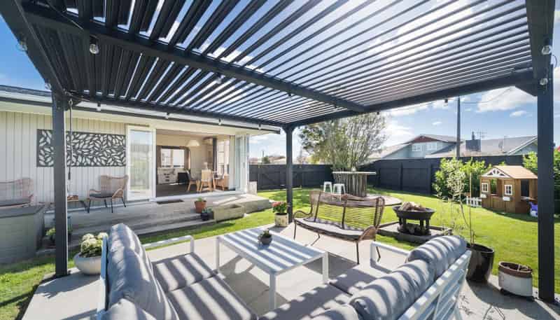 1 Sutherland Crescent, Westbrook