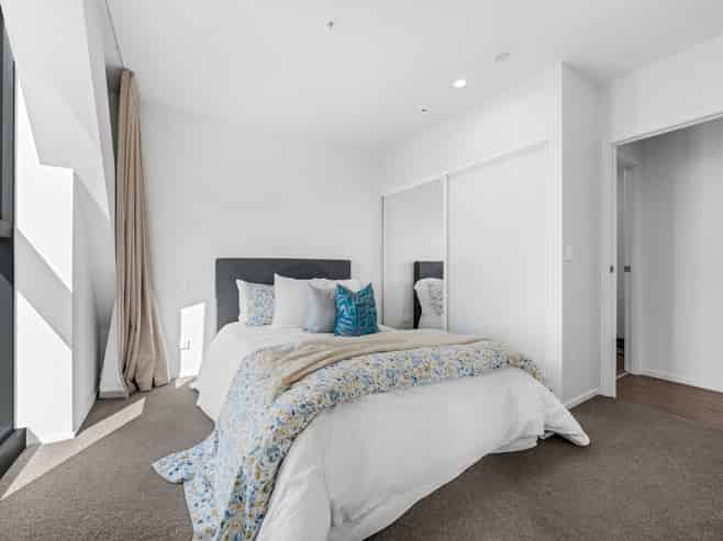 907/2B Augustus Terrace, Parnell