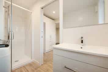 C/281 Adelaide Road, Newtown