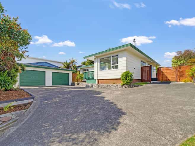 120 Cambridge Road, Bethlehem