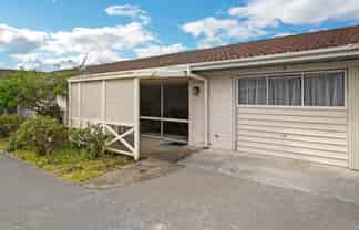2/105 Coronation Road, Papatoetoe