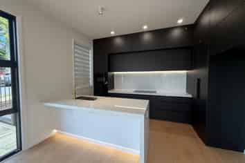 46A Knightsbridge Drive, Forrest Hill