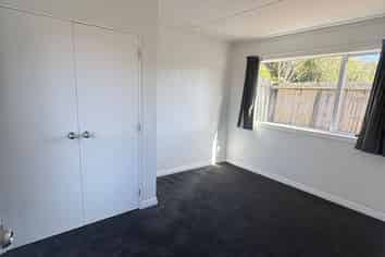 39 Fraser Avenue, Johnsonville