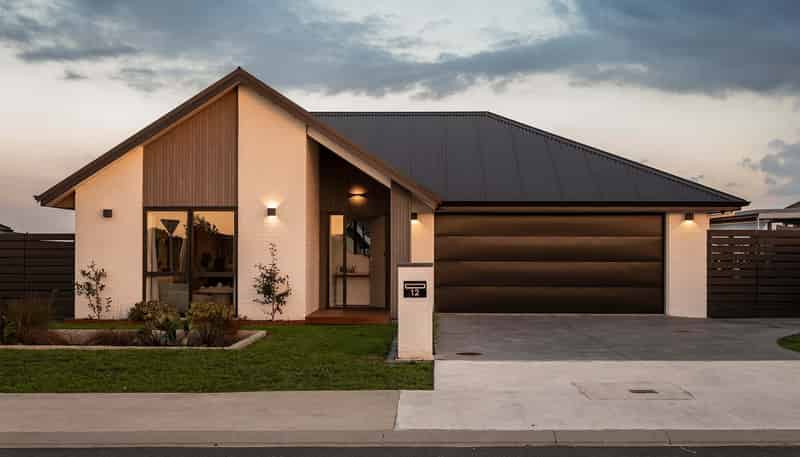 15 Pureirei Drive, Clevedon