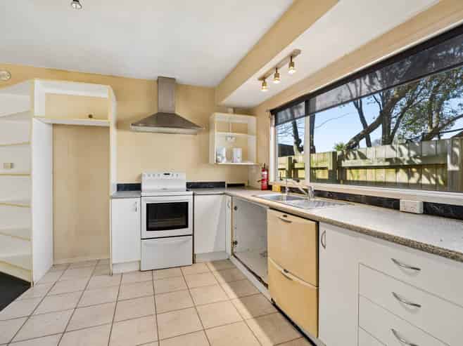 15B Waitangi Road, Onehunga