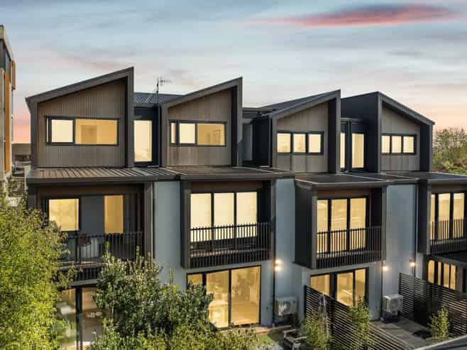 8/246 Kepa Road, Mission Bay