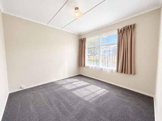 2/296 Ellerslie-Panmure Highway, Mount Wellington